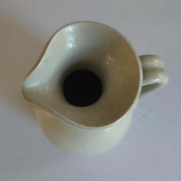 Williamsburg Pottery Vintage Gray +Blue Floral Salt Glazed 6 Inch Pitcher, Vase - Picture 5 of 10